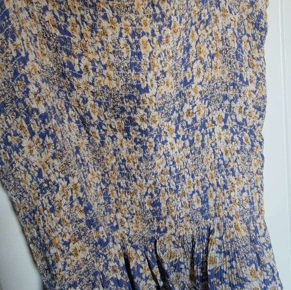 Tank - Picture 2 of 2